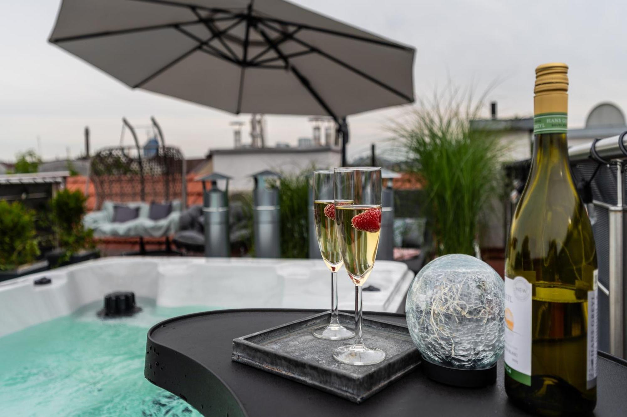 Rooftop Wawel View With Jacuzzi L Luxury Apartament *